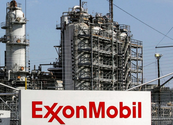 Трамп заявил, что ExxonMobil займется нефтедобычей в Сирии